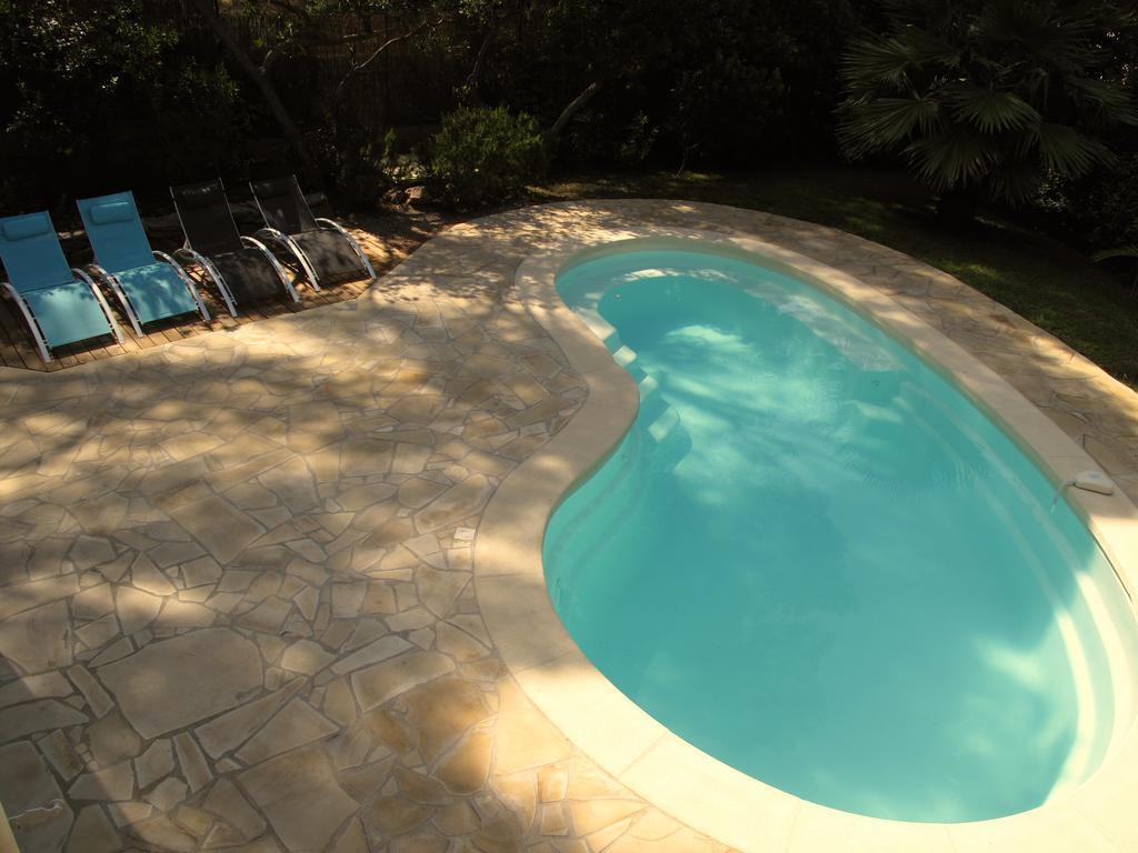 Appartement Dans Villa St Raphael Saint-Raphaël Exteriör bild