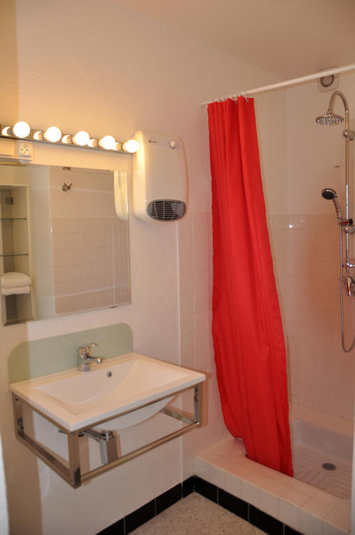 Appartement Dans Villa St Raphael Saint-Raphaël Rum bild