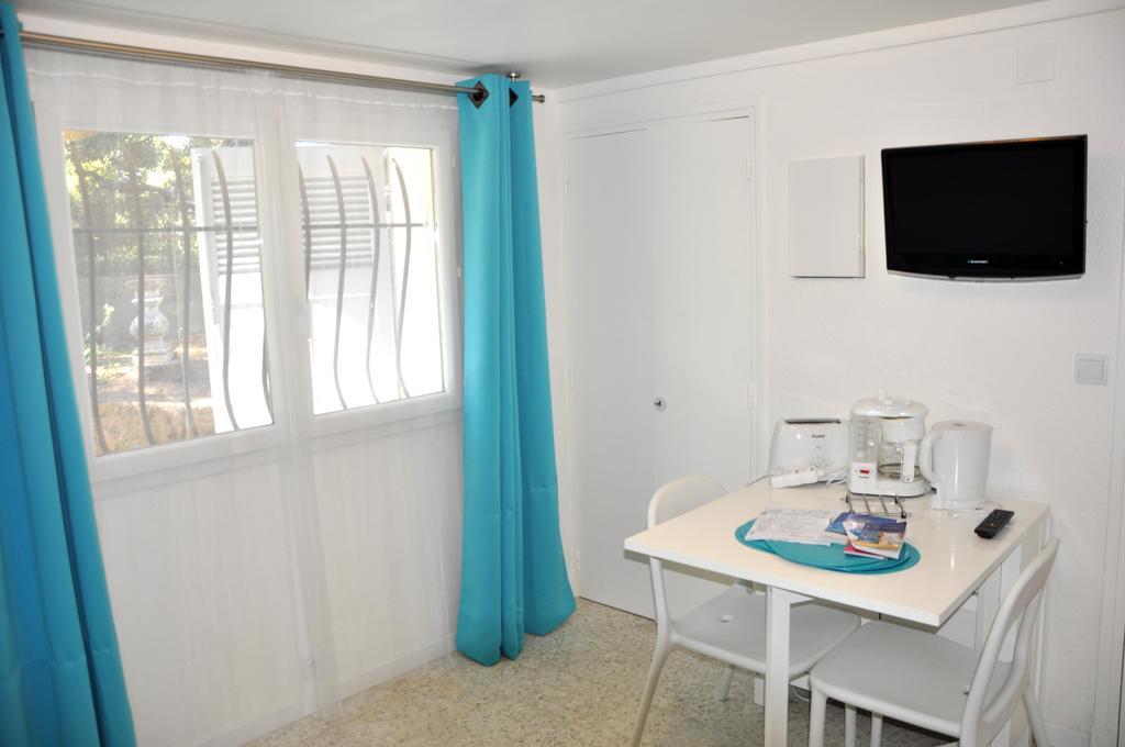 Appartement Dans Villa St Raphael Saint-Raphaël Exteriör bild