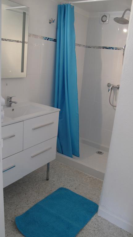 Appartement Dans Villa St Raphael Saint-Raphaël Exteriör bild