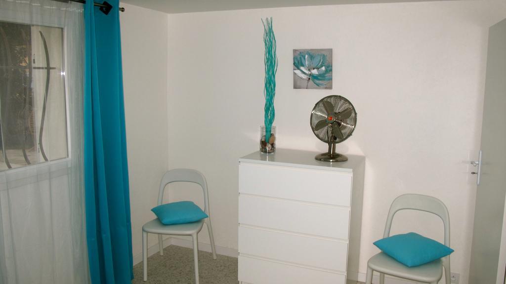 Appartement Dans Villa St Raphael Saint-Raphaël Exteriör bild