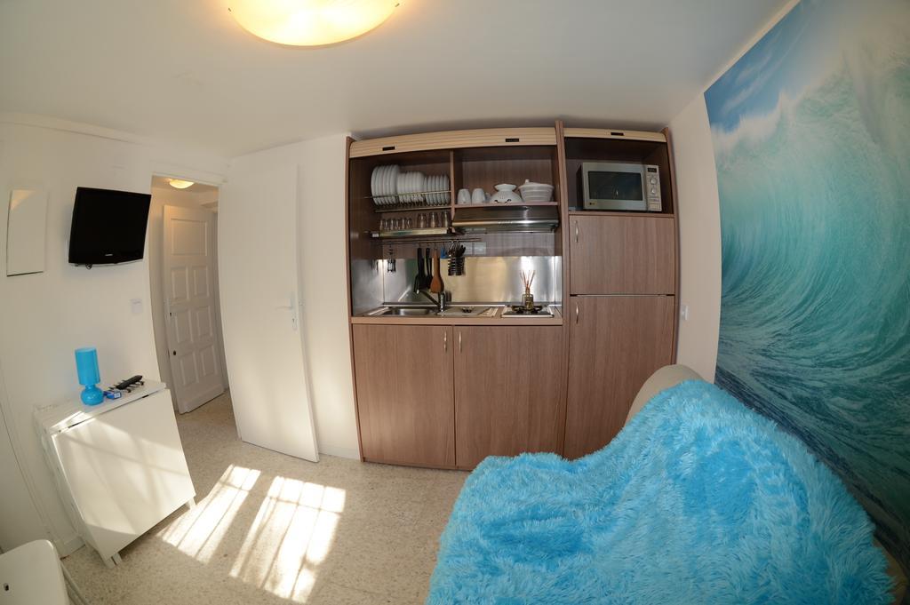 Appartement Dans Villa St Raphael Saint-Raphaël Exteriör bild